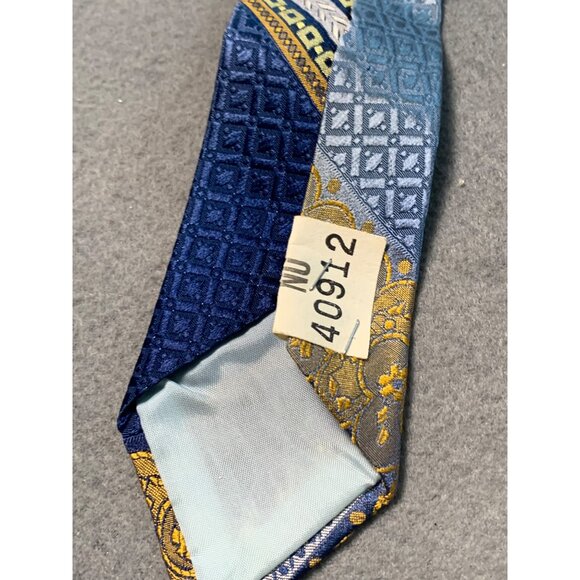 Wembley Mens Blue and Gold Patterned Silk Tie Vintage Necktie - Picture 4 of 5